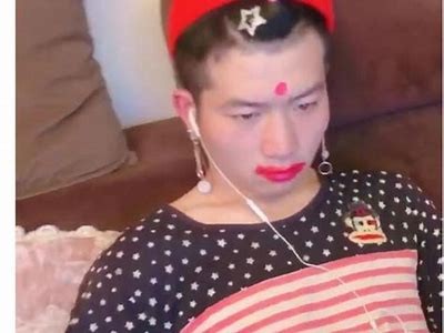 国产父亲与女儿感人视频，展现亲情温馨瞬间